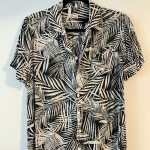 Another Influence button up - Medium - black and green palm design